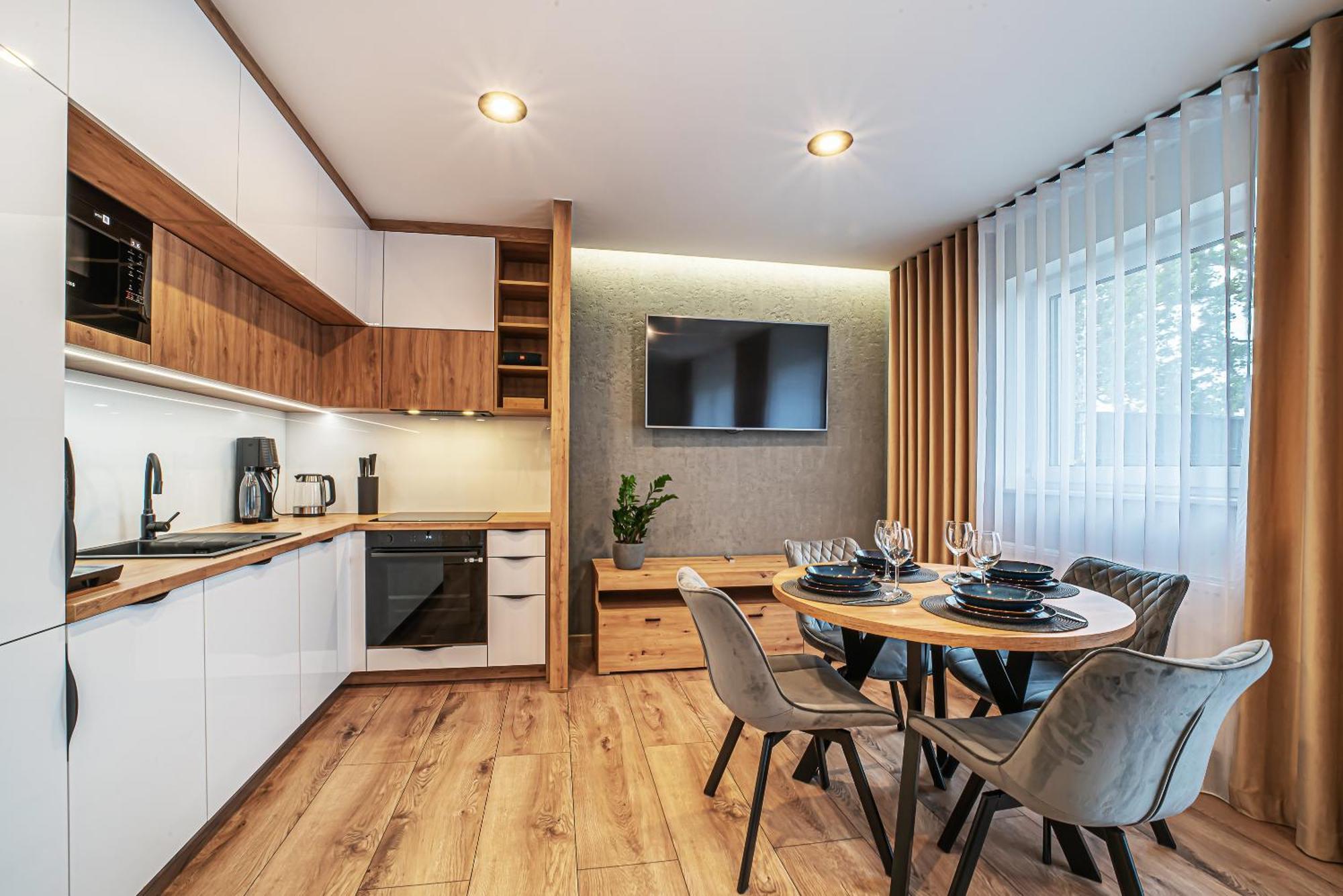 Apartament Labradoryt, Klimatyzacja, Parking Priv Boleslawiec  Bagian luar foto